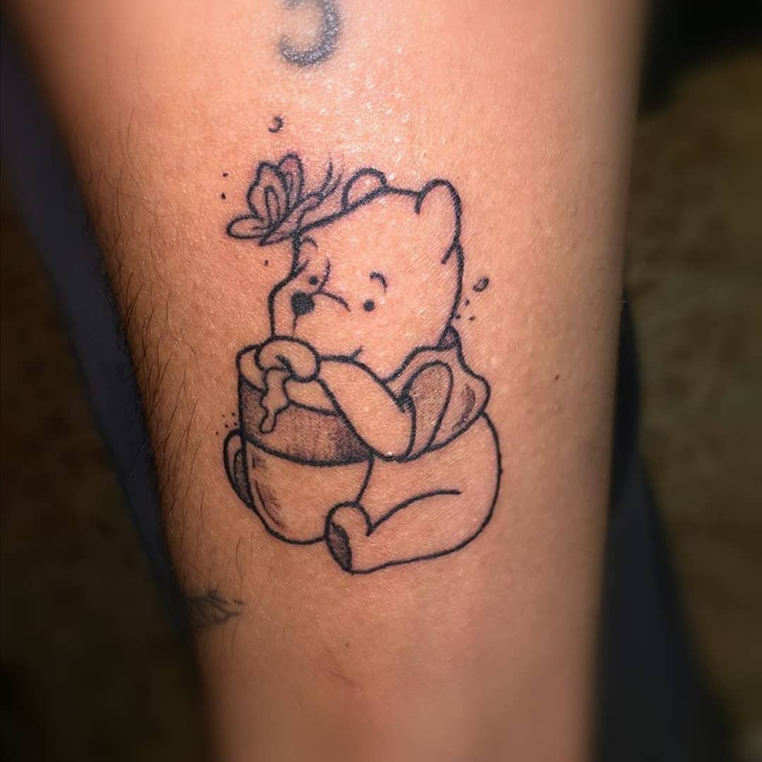 Simple Winnie the Pooh Tattoo -stanza707_tattoostudio
